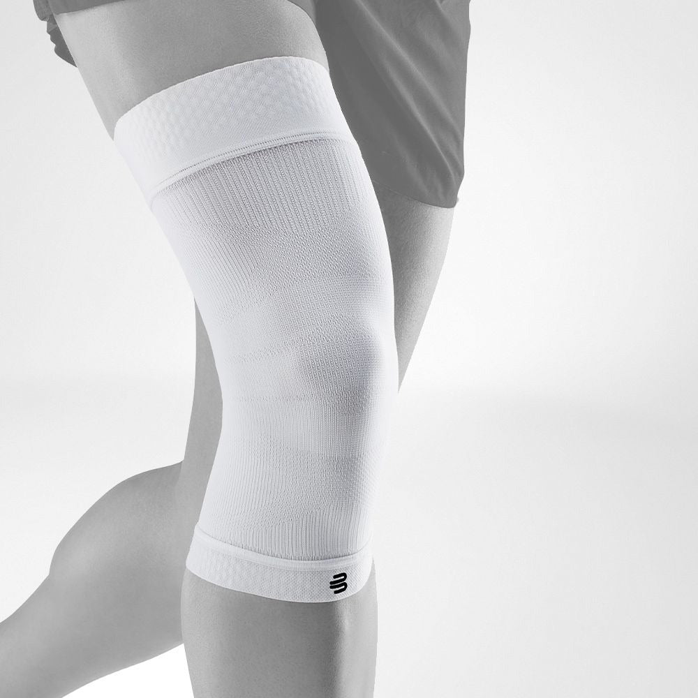 Bauerfeind Compression Knee Sleeve 20-30 mmHg – White