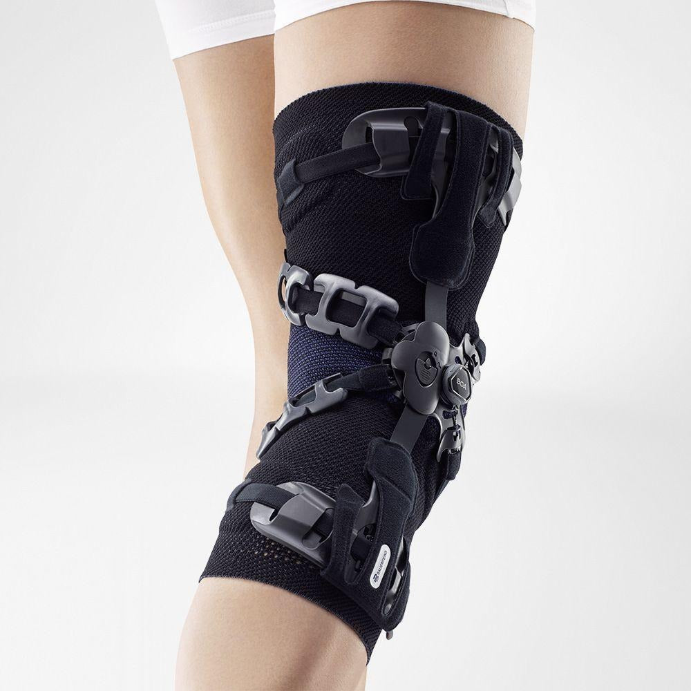 Bauerfeind GenuTrain OA Knee Brace