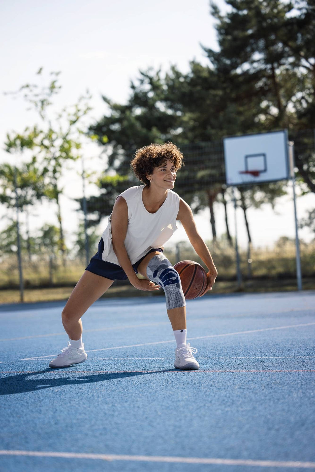 Bauerfeind GenuTrain P3 Knee Brace worn playing basketball