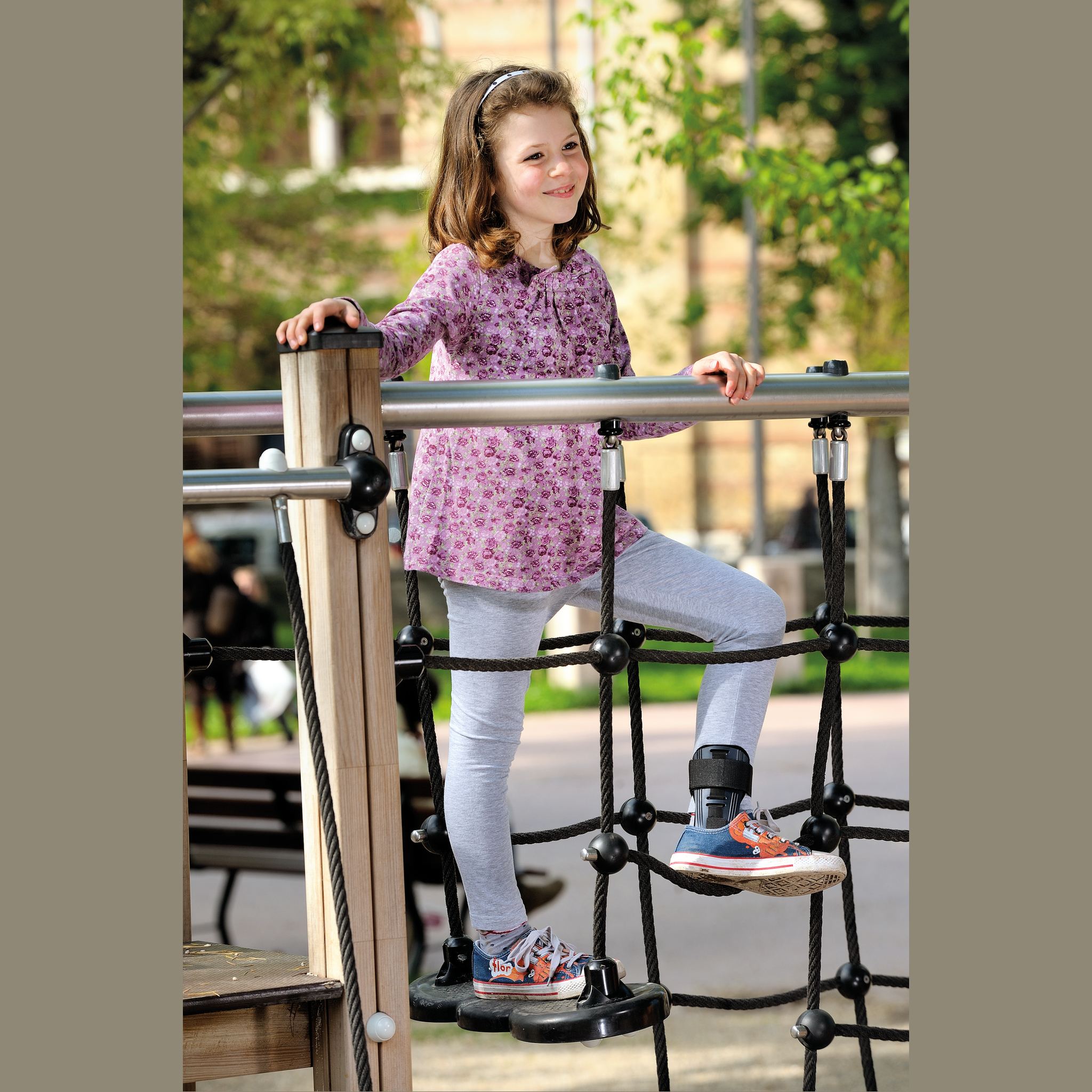 medi M.step Kidz Ankle Brace — photo 2