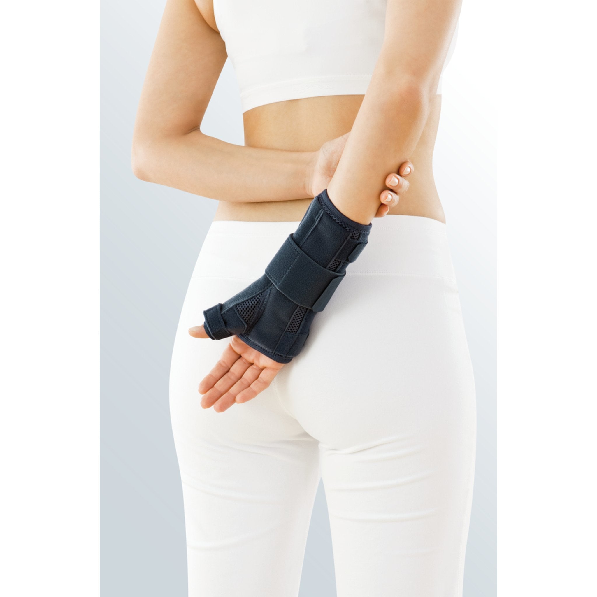 medi Manumed T Wrist & Thumb Brace — photo 2