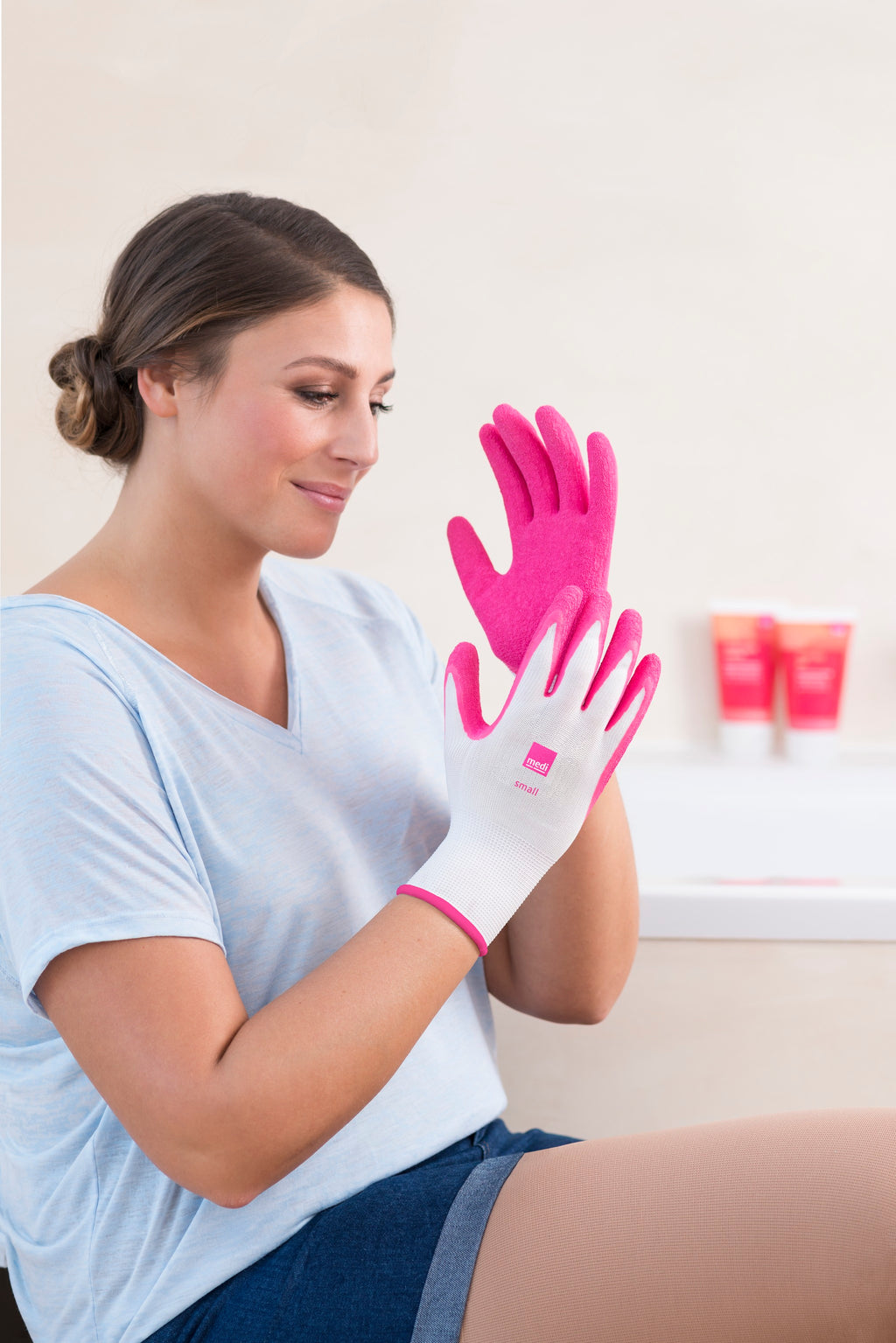 medi Textile Donning Gloves – Lifestyle
