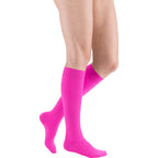 mediven Plus Knee High 20-30 mmHg Compression Socks - Statement Shade – Magenta