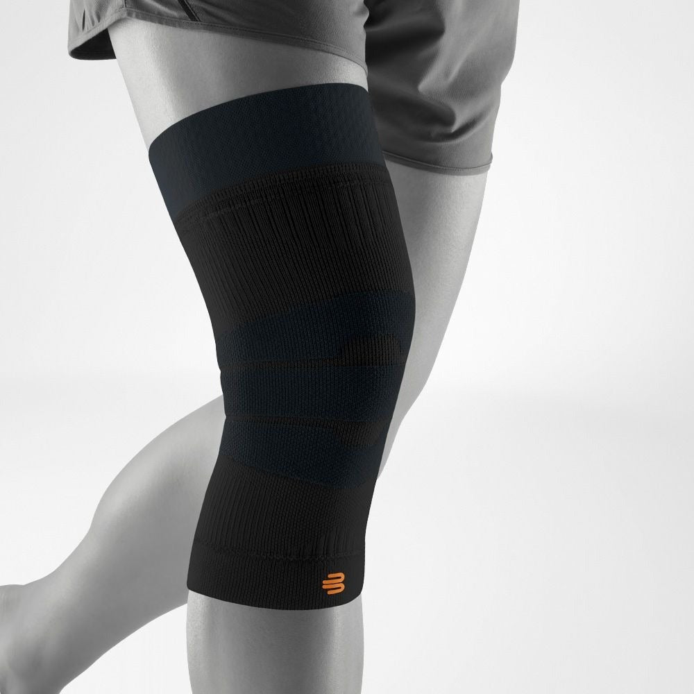 Bauerfeind Merino Compression Knee Sleeve 20-30 mmHg – Black