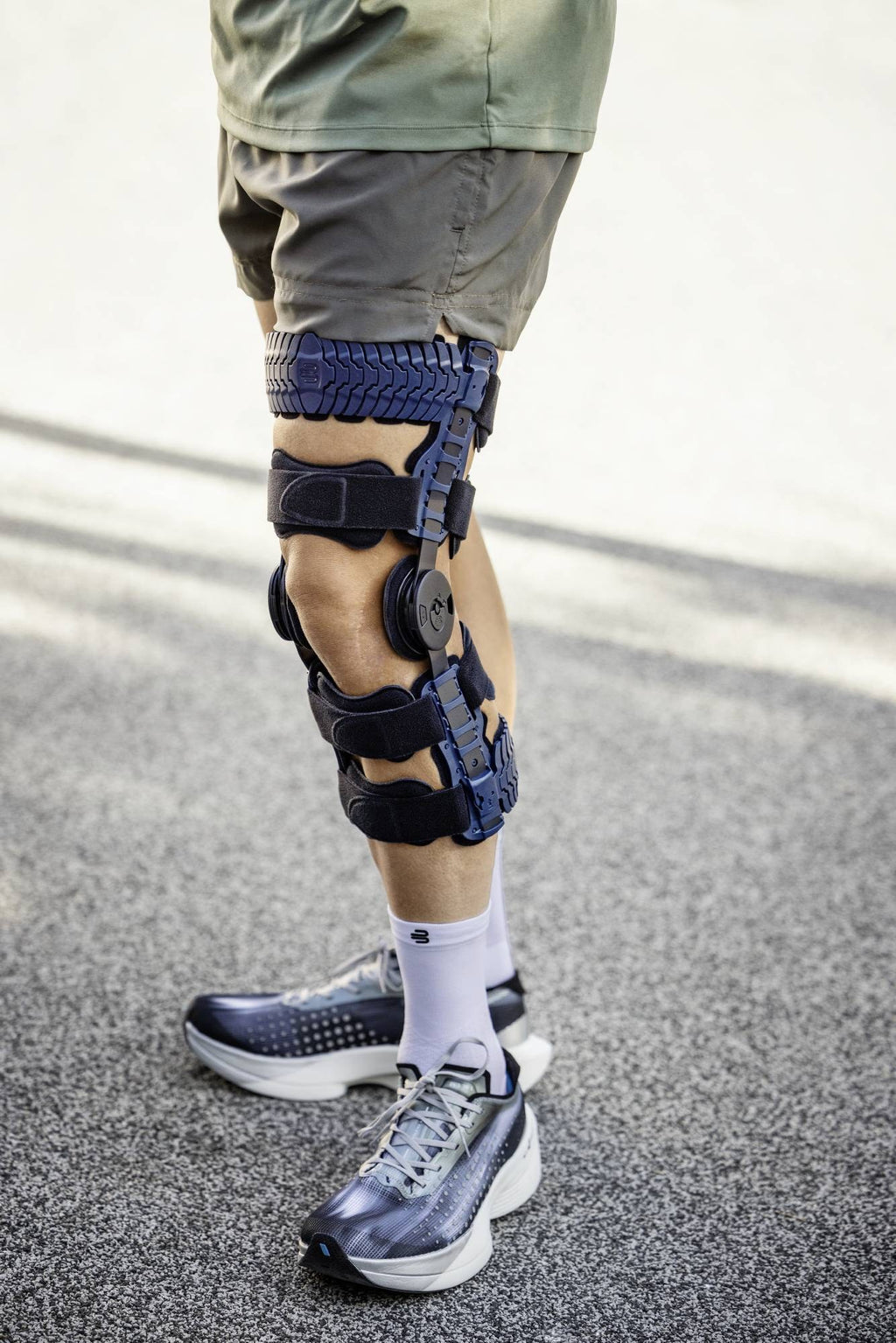 Bauerfeind SecuTec Genu Flex Knee Brace worn during training