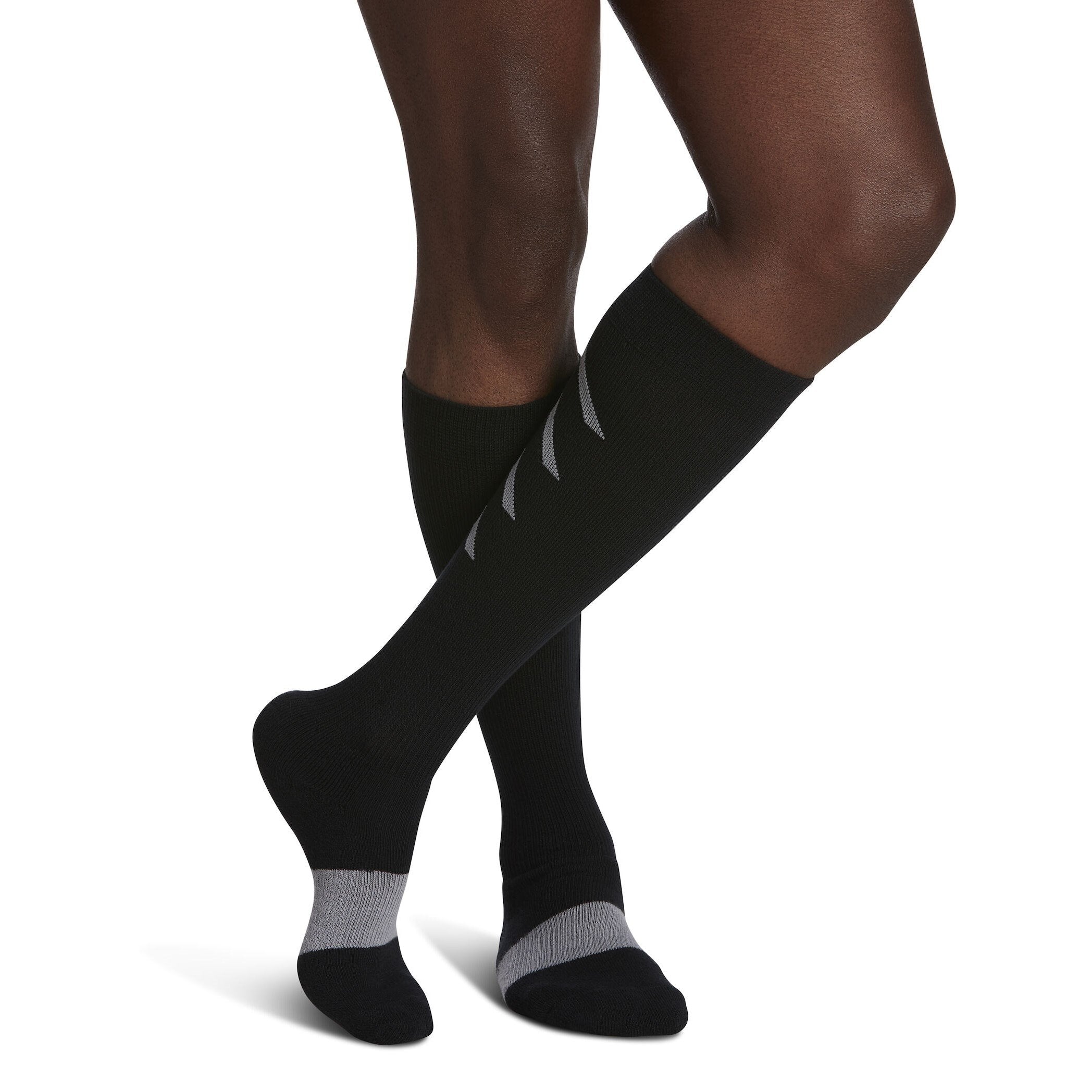 Sigvaris Athletic Recovery Socks Knee High 15-20 mmHg – Black