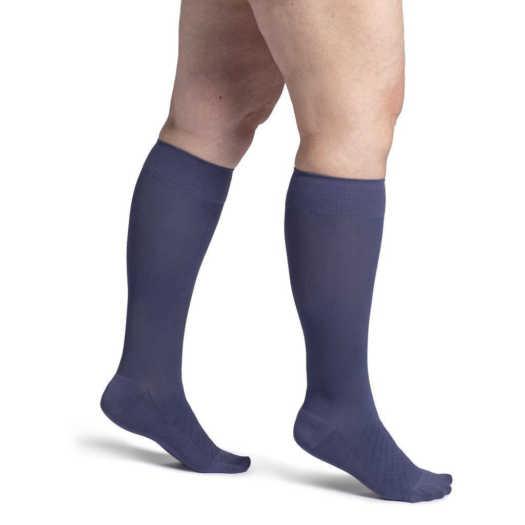 Sigvaris Bamboo Knee High 20-30 mmHg Compression Socks – Dusk Violet