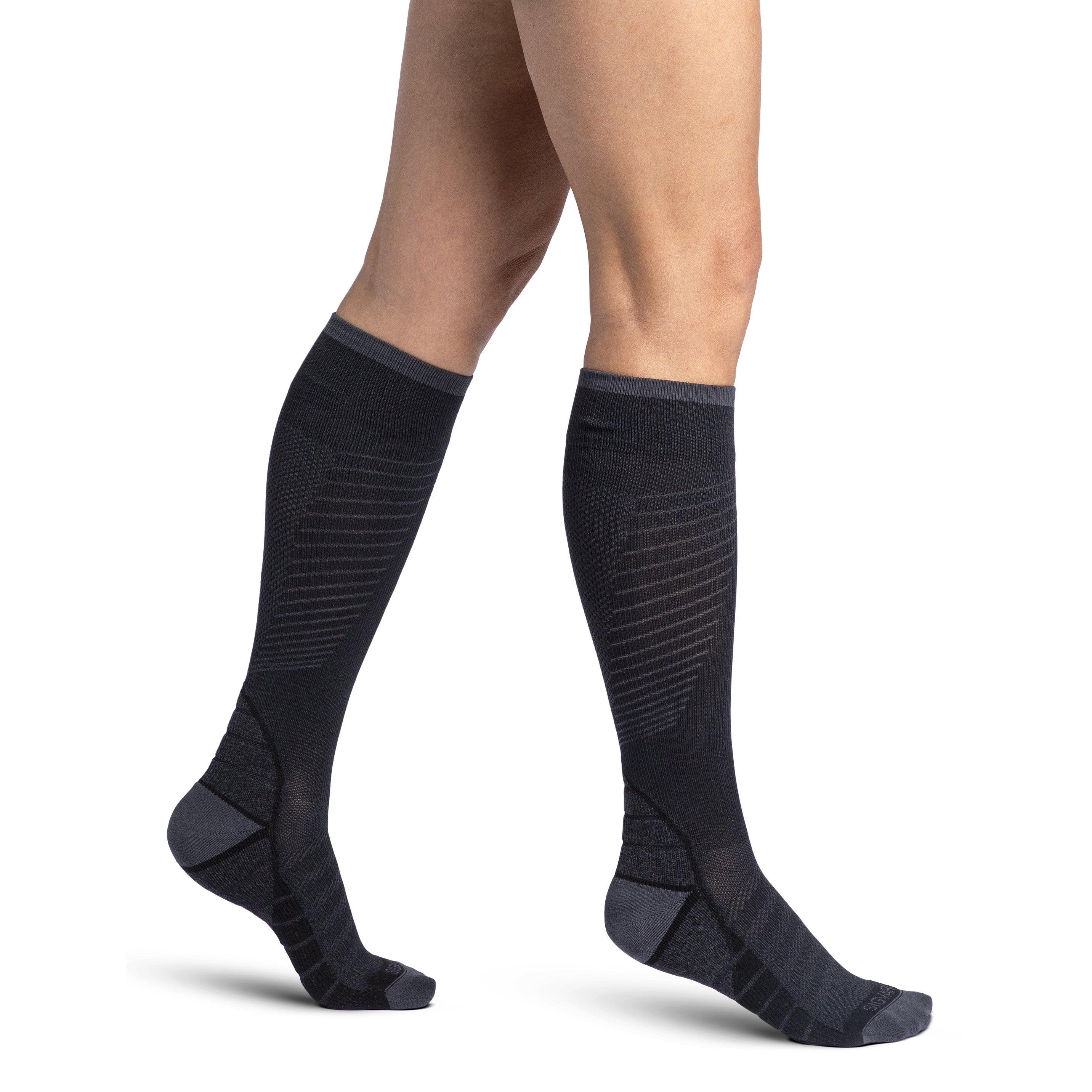 Sigvaris Flow Tech Knee High 20-30 mmHg Compression Socks – Black