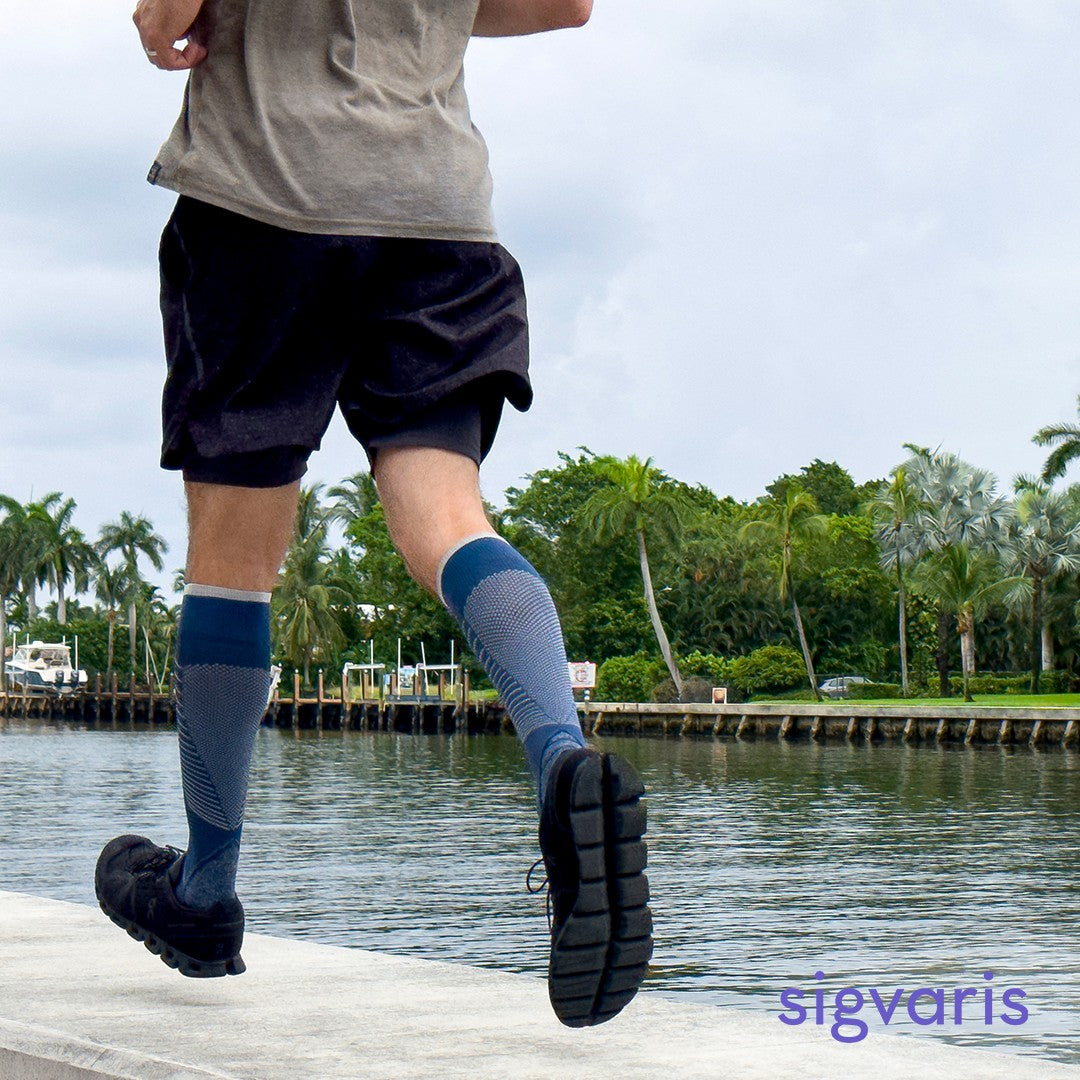 Sigvaris Flow Tech Knee High 20-30 mmHg Compression Socks – Detail