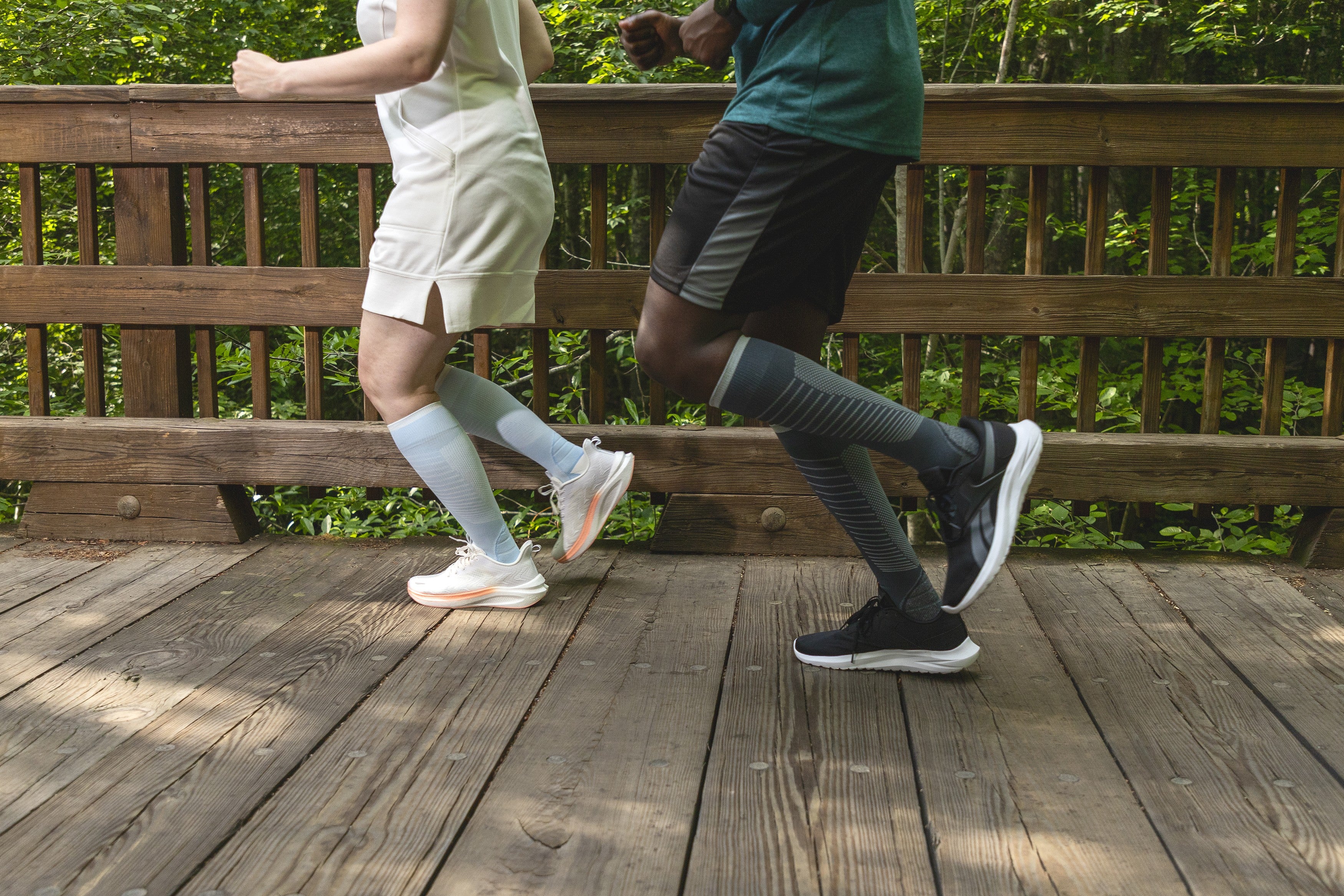 Sigvaris Flow Tech Knee High 20-30 mmHg Compression Socks – Detail