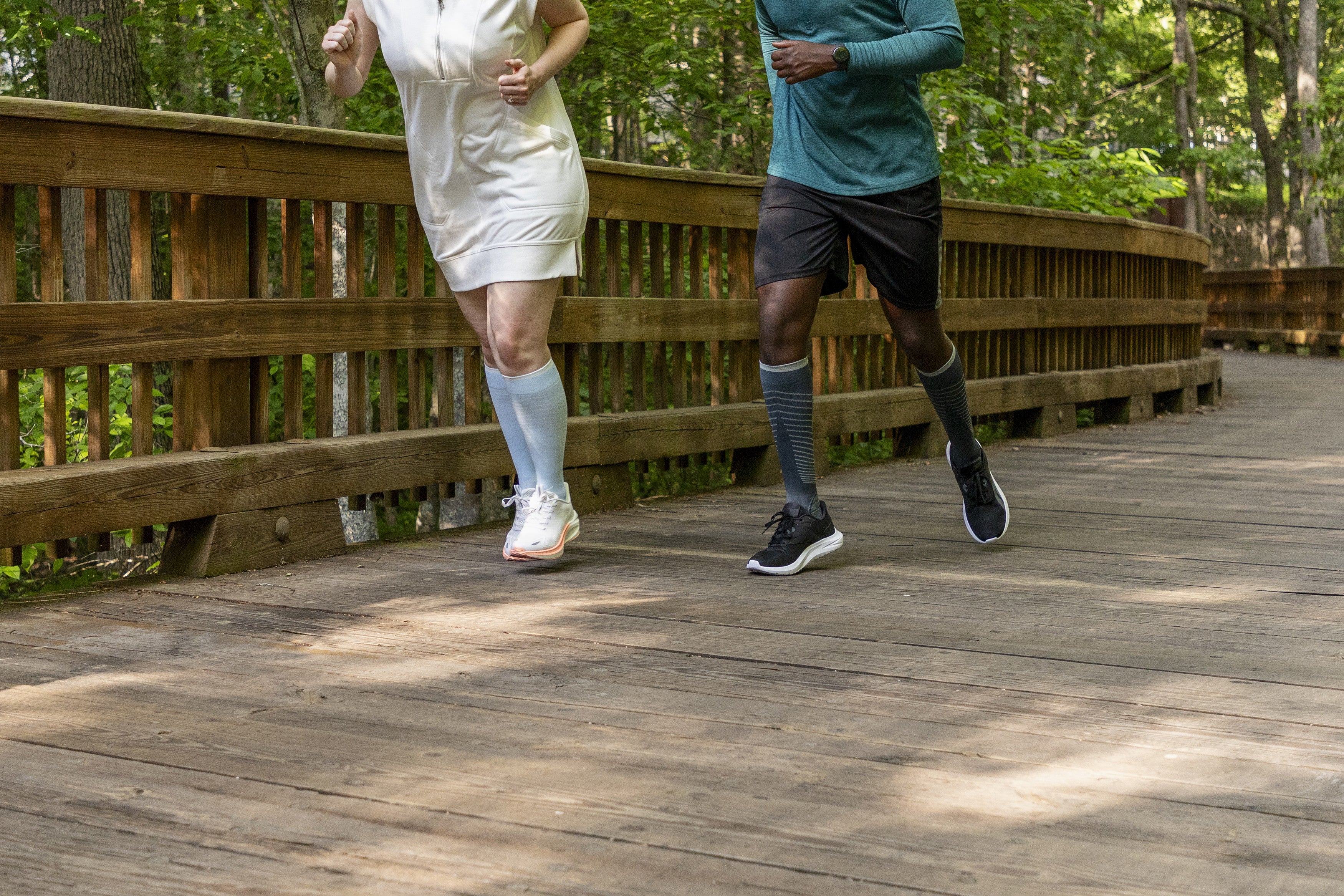Sigvaris Flow Tech Knee High 20-30 mmHg Compression Socks – Detail