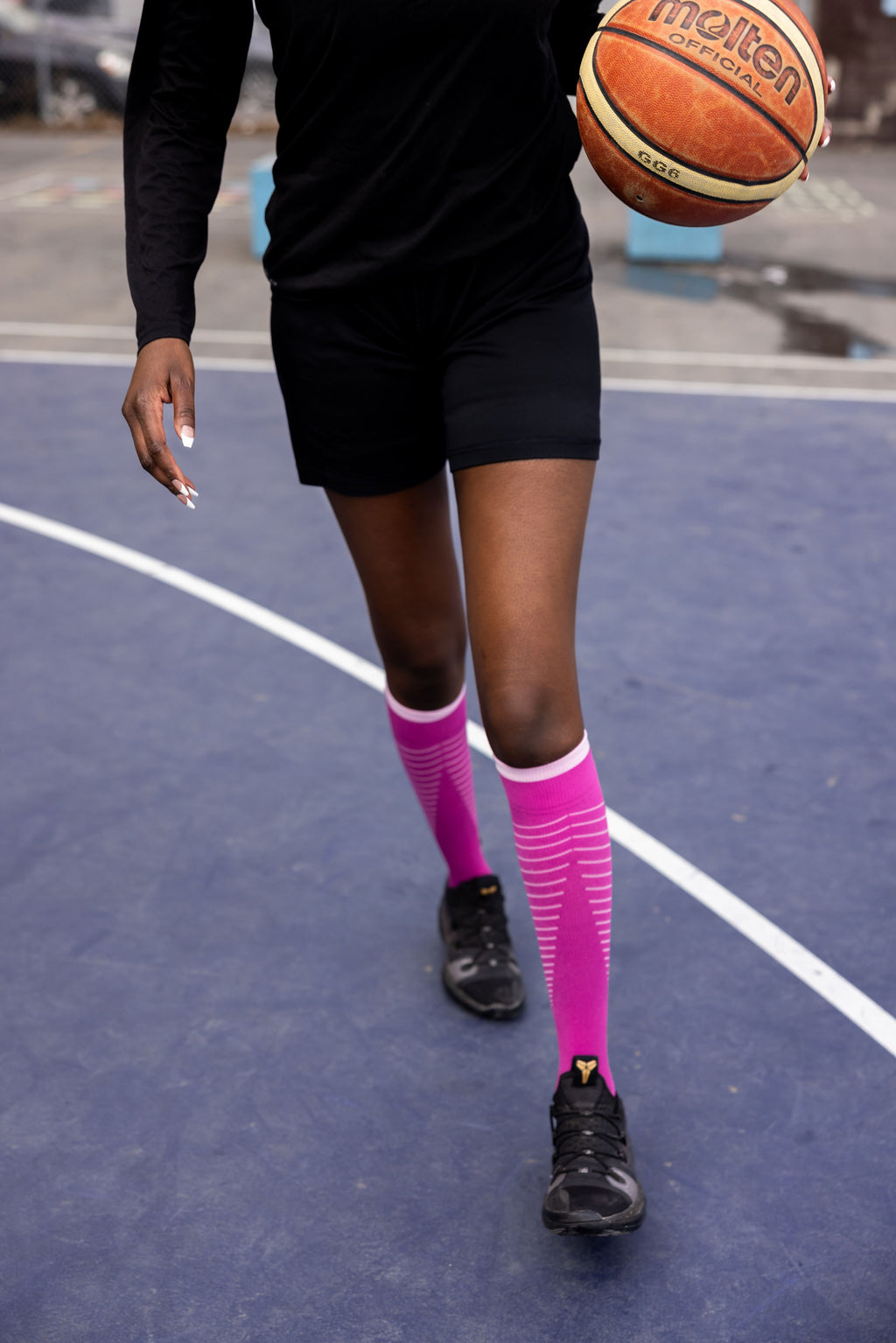 Sigvaris Flow Tech Knee High 20-30 mmHg Compression Socks – Detail