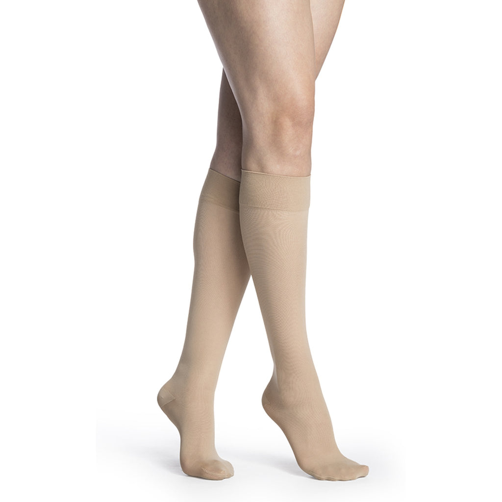Sigvaris Medium Sheer Women's Knee High 20-30 mmHg Compression Socks – Honey