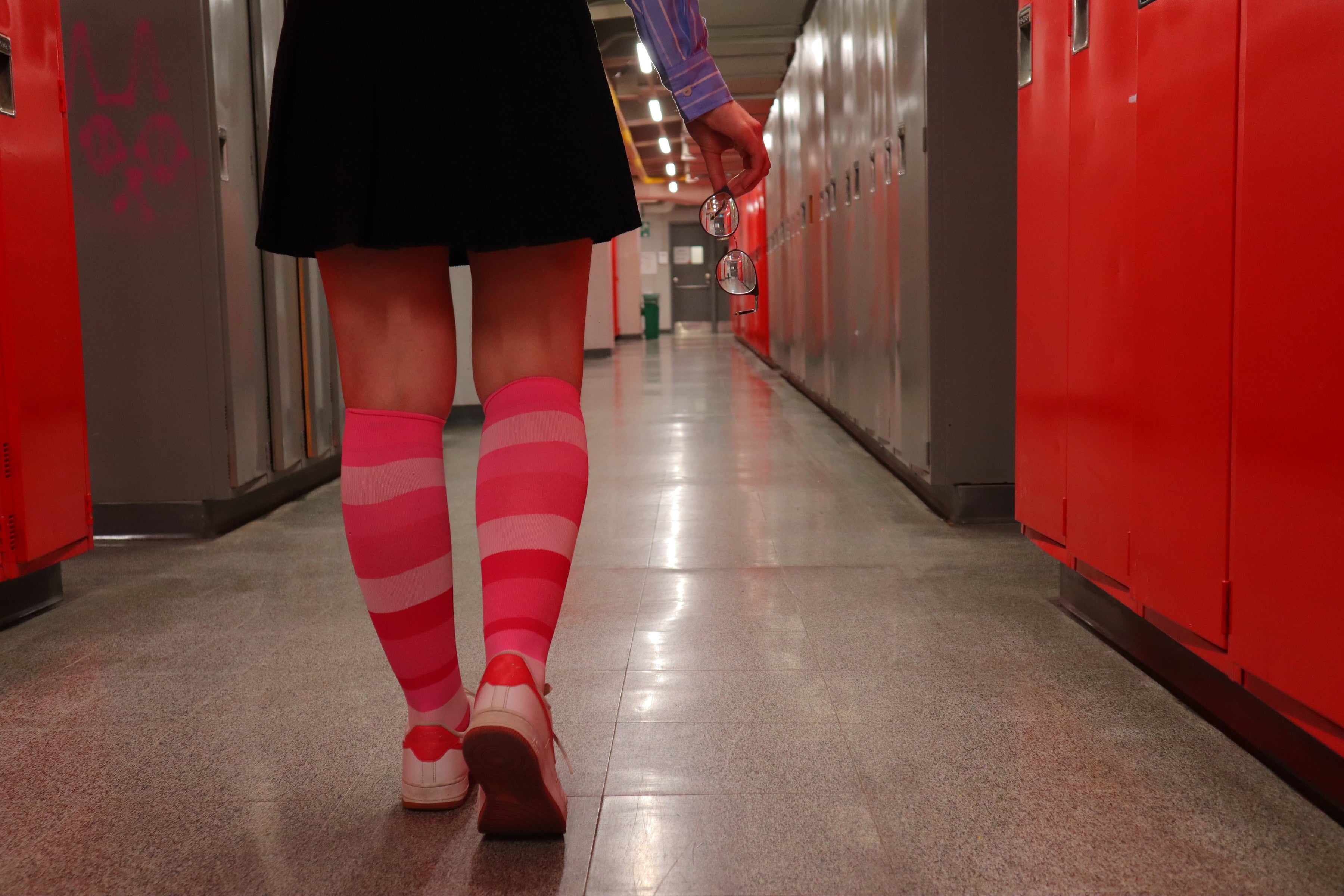 Sigvaris Microfiber Patterns Women's Knee High 20-30 mmHg Compression Socks – Pink Stripe