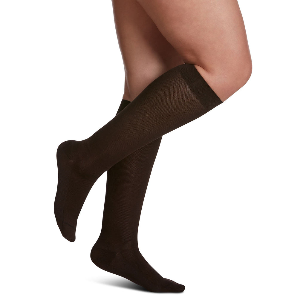 Sigvaris Sea Island Cotton Women's Knee High 20-30 mmHg Compression Socks – Brown