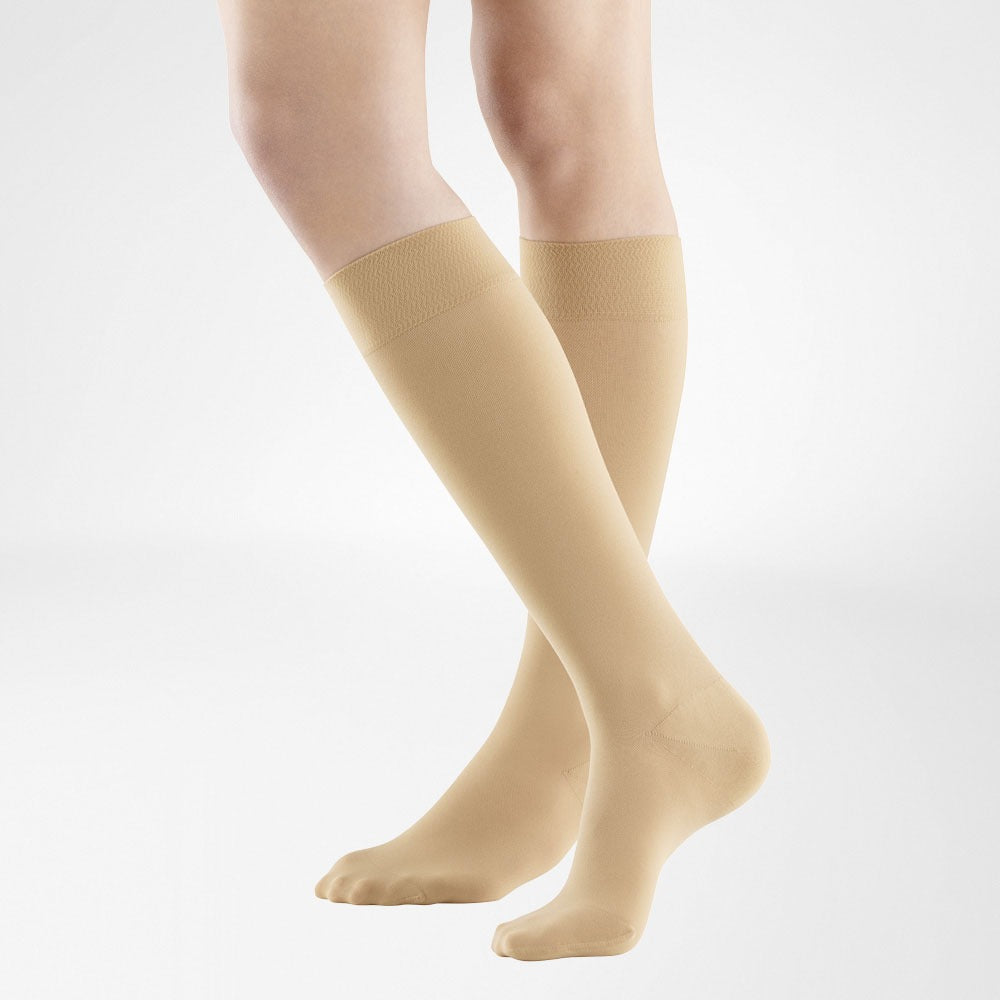 Bauerfeind VenoTrain Soft Knee High 20-30 mmHg Compression Socks Closed Toe – Caramel