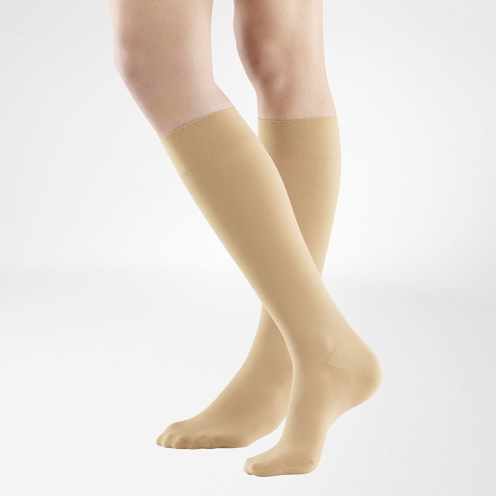 Bauerfeind VenoTrain Soft S Knee High 20-30 mmHg Compression Socks Closed Toe – Caramel