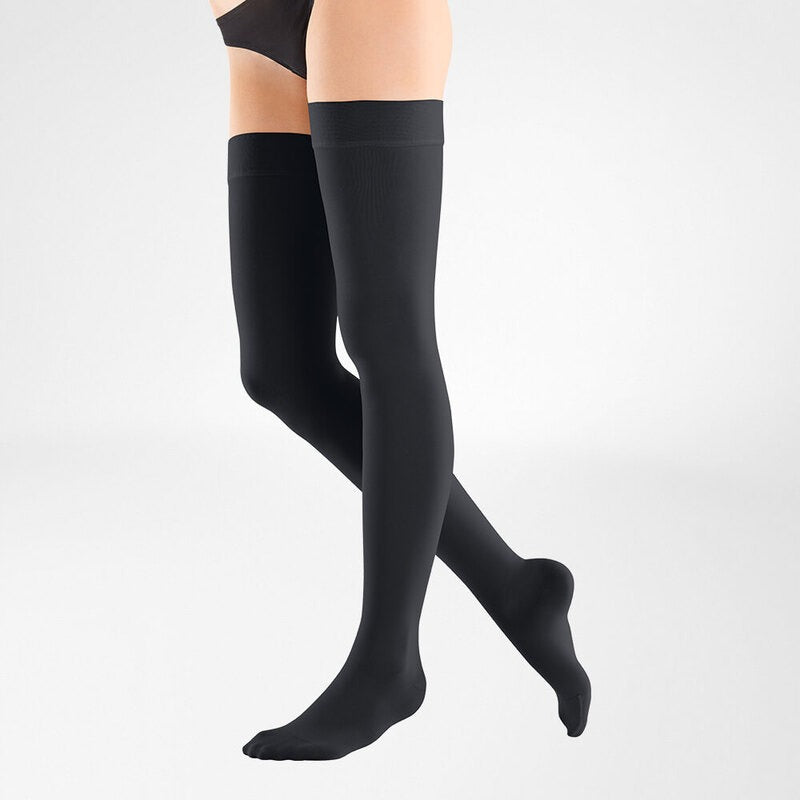 Bauerfeind VenoTrain Soft Thigh High 20-30 mmHg Compression Socks Closed Toe – Anthracite